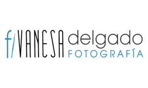 Logo Vanesa Delgado fotografía Burgos NEGRO